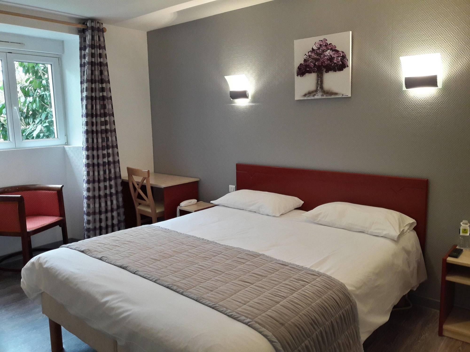 Relais Du Lac Villegusien-le-Lac 외부 사진
